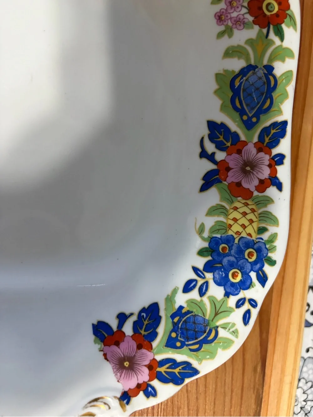 vintage Floradora pattern (design code A8042) euc